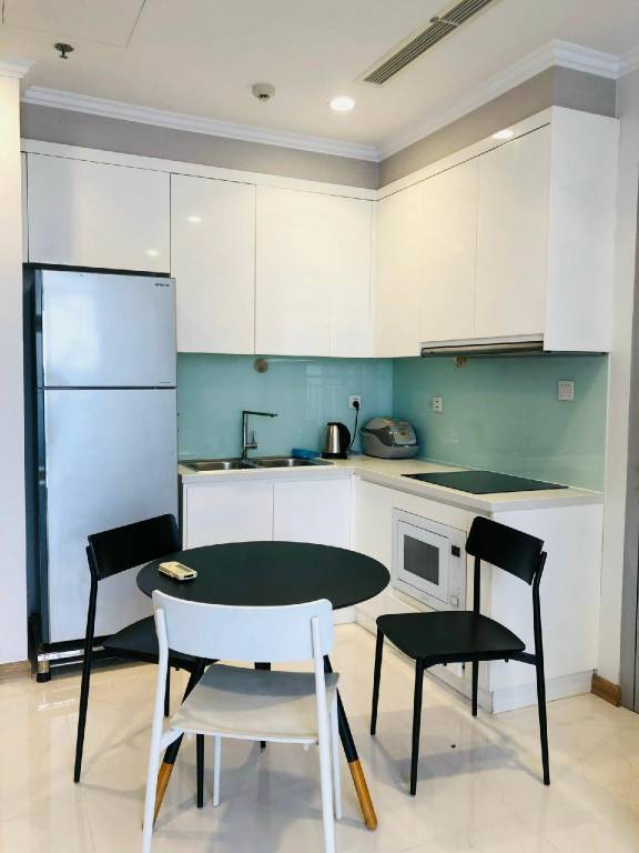 Fully equipped pleasant rental apartment with garden, hot tub & pool | Water view | Perfect for remote work | Pets allowed — photo 4