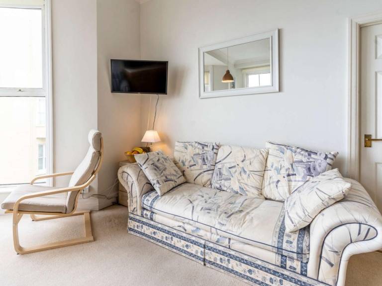Fully equipped apartment | Water view | Beach nearby | Pets allowed — photo 4