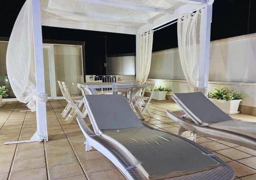 Vacation home with 1 room for 5 persons in Manduria