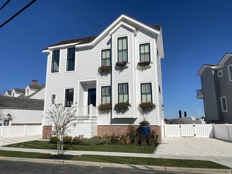 House  Avalon