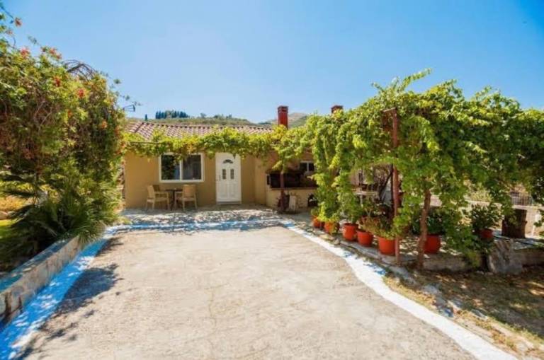 Nice vacation home | Pets allowed in Zakynthos