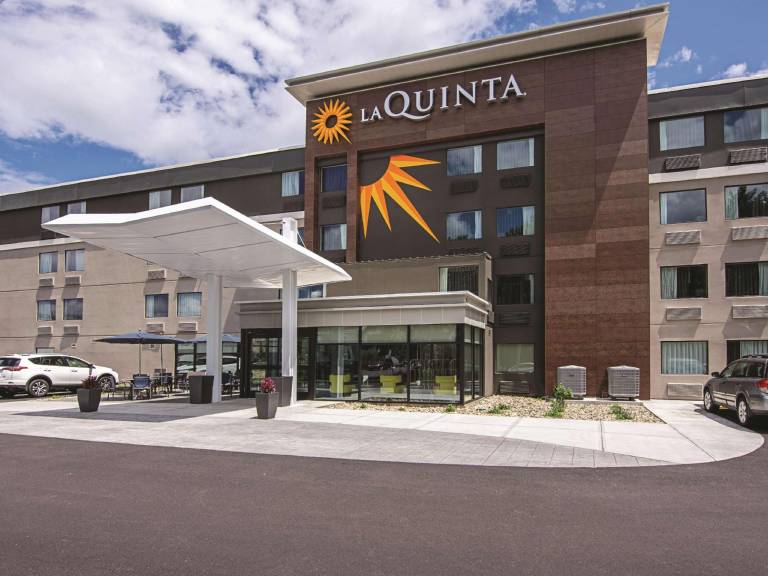La Quinta Inn & Suites by Wyndham Portland DT/Maine Med in Portland, ME