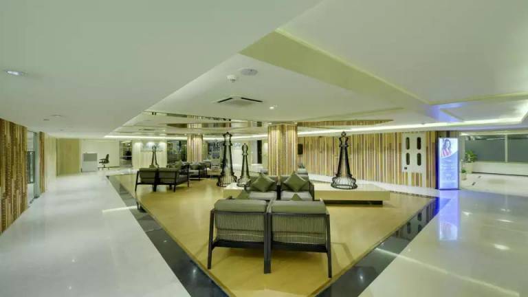 Davanam Sarovar Portico Suites Bengaluru