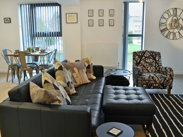 Cottage with 2 rooms for 4 persons — photo 3