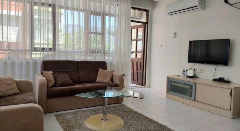 Charming holiday apartment with yard & patio | Close to the beach | Good for workation | Pets allowed — photo 2