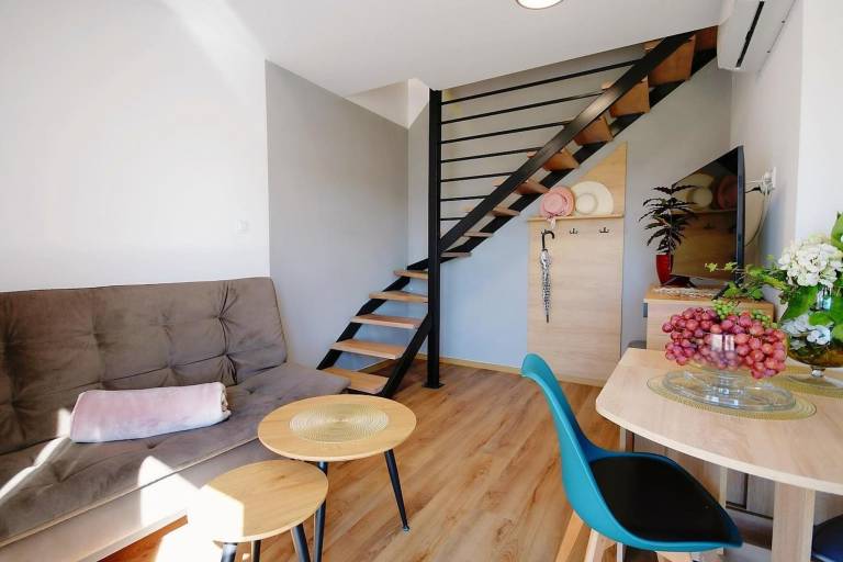 House with patio, barbeque & yard — photo 4