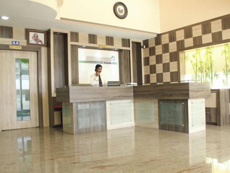 Lodge Tiruppur
