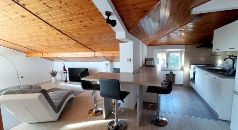 Holiday apartment with yard, barbecue & terrace | Suitable for remote work — photo 3