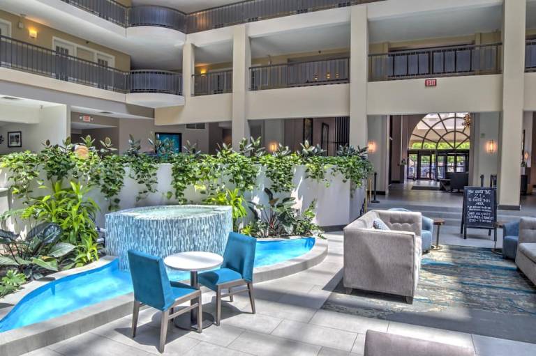 Embassy Suites by Hilton Indianapolis North