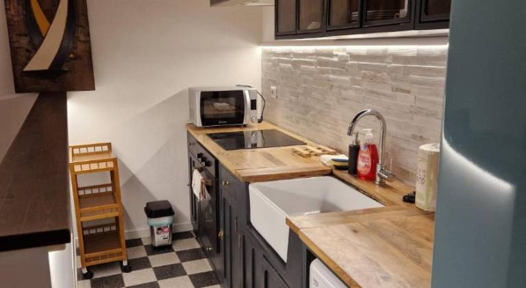 Apartment with 2 rooms for 4 persons — photo 3