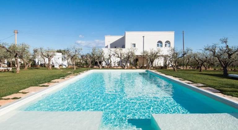 Child-friendly wonderful farm with pool & garden | Pets allowed in Fasano