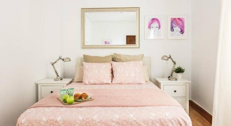Holiday apartment | Next to Royal Palace of Madrid | Suitable for remote work | Pets allowed in Madrid