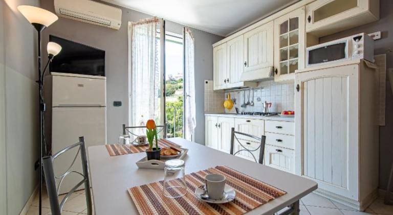 Apartment with 1 room for 4 persons — photo 4