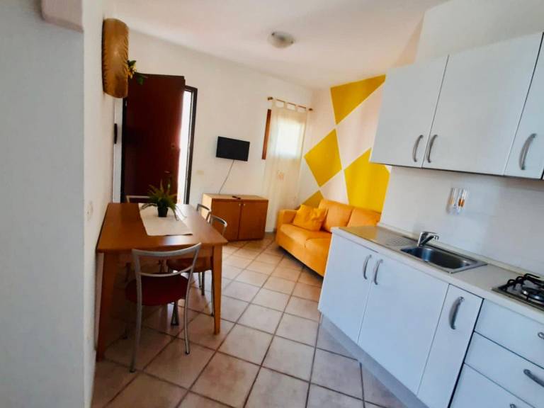 Pleasant apartment with terrace & yard | Pet-friendly — photo 4