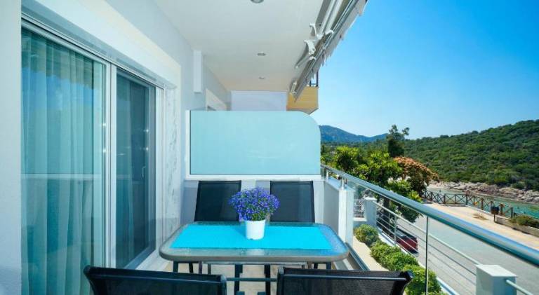 Apartment with terrace in Thasos