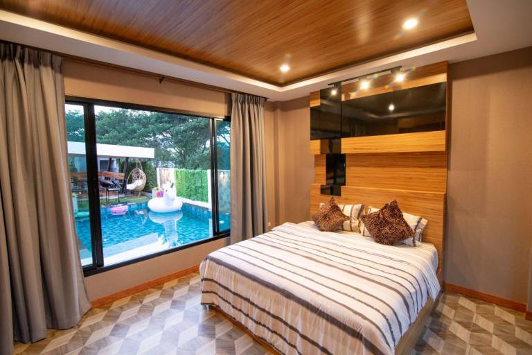 Villa with BBQ, garden & private pool | Suitable for remote work | Dogs allowed — photo 2