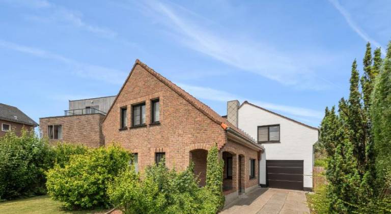 Vacation home with garden & terrace in Bruges