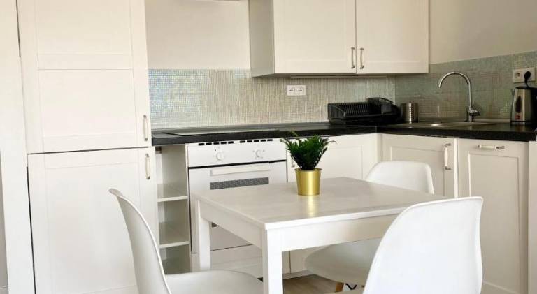 Apartment with 1 room for 4 persons — photo 4