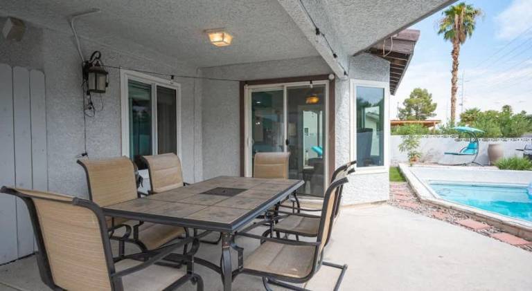 Fully equipped ample house with garden, pool & grill | Pets are welcome — photo 5
