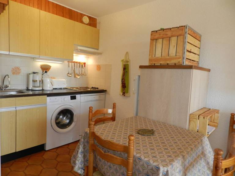 Holiday apartment with 1 room for 4 persons — photo 4