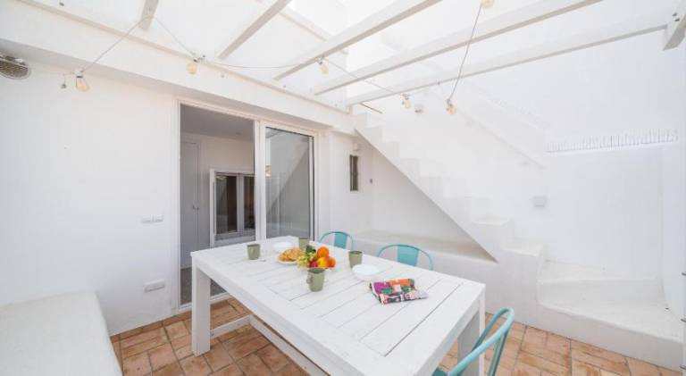 Holiday apartment with patio & private pool — photo 5
