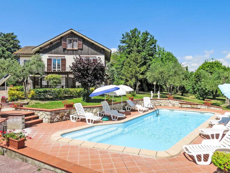 Ferienhaus in Castellina Marittima für max. 11 Personen