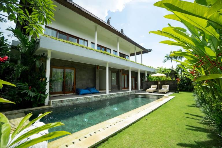 Villa  Blahbatuh