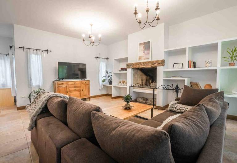 Villa  Capital Department