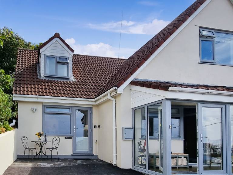Cottage Clevedon