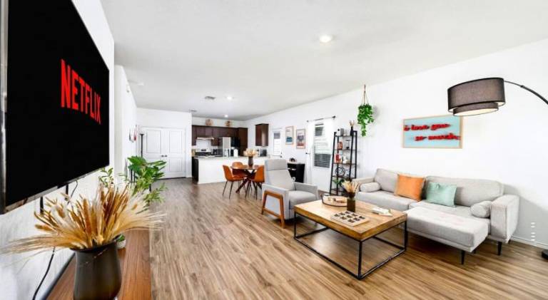 Lovely house | Perfect for remote work | Pet-friendly in Austin, TX