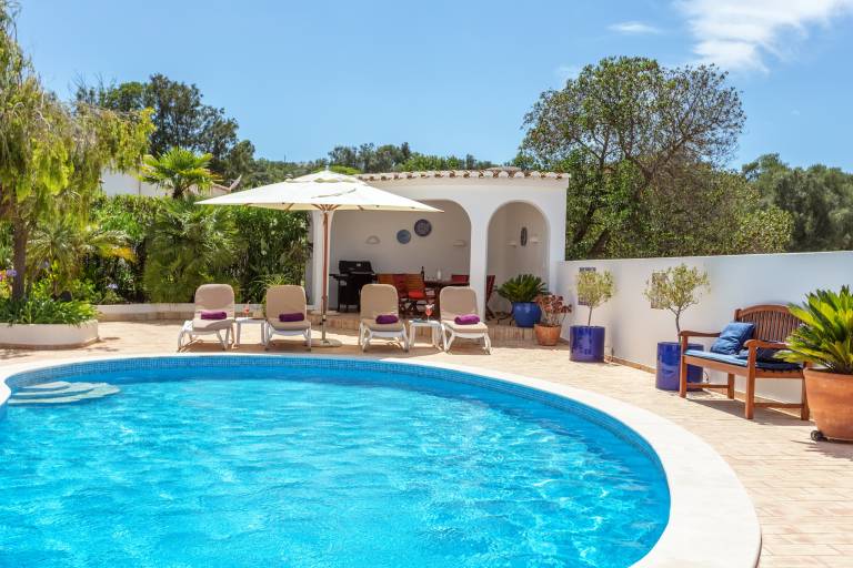 Villa Sagres with Mountain View, Pool & Wi-Fi in Portimão