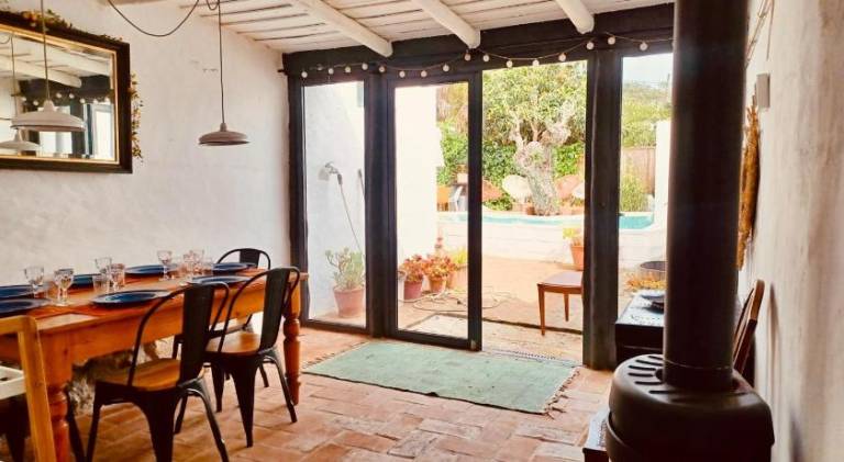 Villa with pool | Pet-friendly — photo 4
