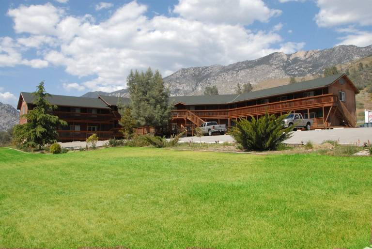 Corral Creek Lodge — photo 5