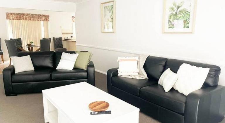 200 m&sup2; Ferienhaus
