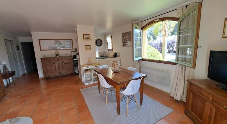 Rental apartment with pool — photo 3