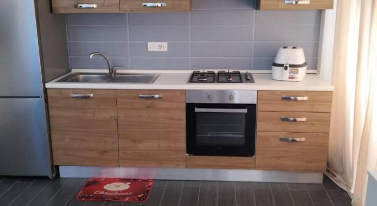 Rental apartment with 2 rooms for 5 persons in Casoria