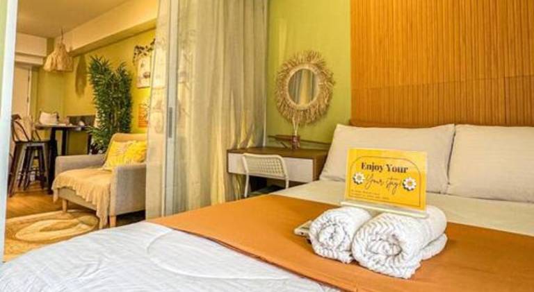 Apartment with pool | Pets allowed in Quezon City