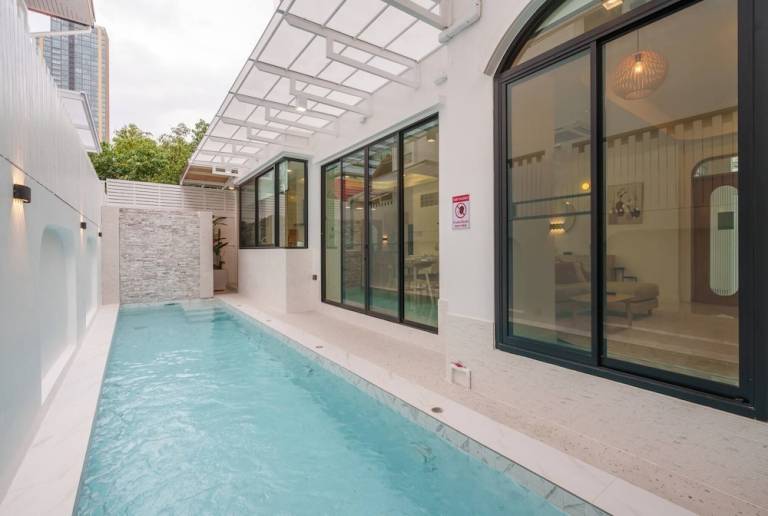 Villa Khlong Tan Nuea