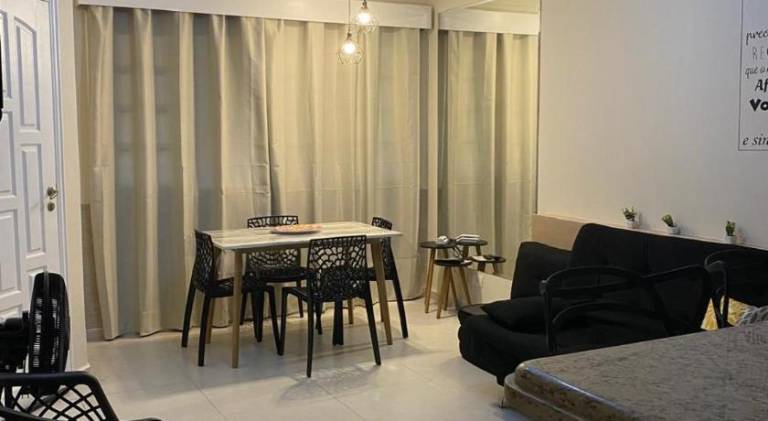 Nice serviced apartment with terrace | Pets allowed in Bertioga