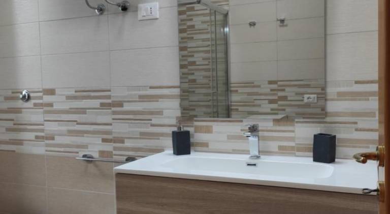 Beautiful serviced apartment with patio, barbecue & yard | Next to the beach | Pets are welcome — photo 2