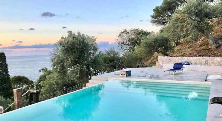 Villa with pool in Cefalù