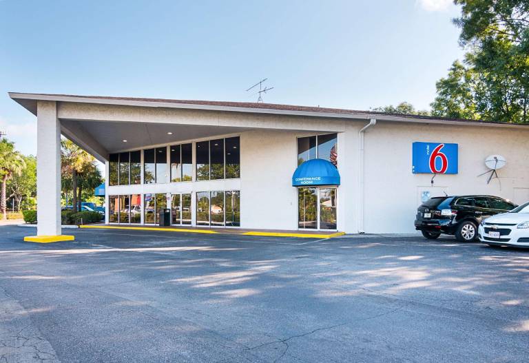Motel 6 Tampa, FL - Fairgrounds in Tampa, FL