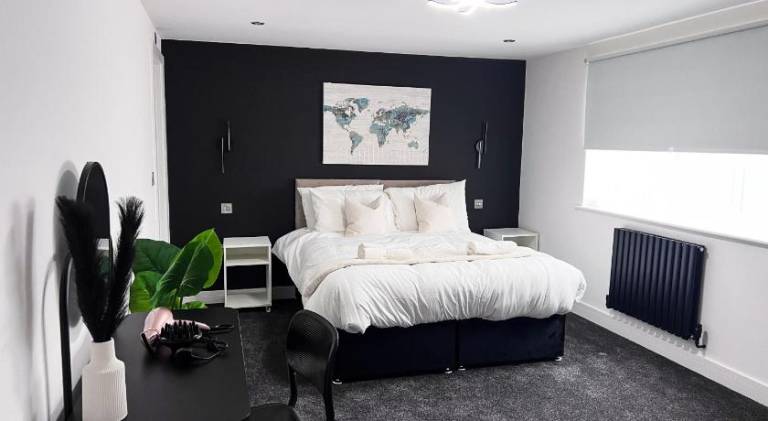 Weekly Offer 2Bed 2Bath Self CheckIn Wifi Car Park in Peterborough