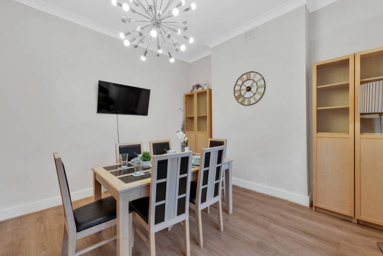 Comfortable Oasis: Relaxing 1BR in Good Location — photo 4