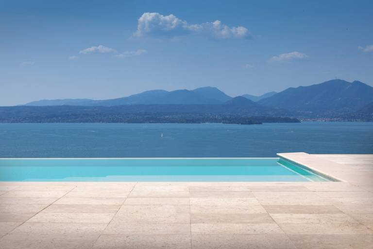 Villa with private pool, garden & terrace — photo 2