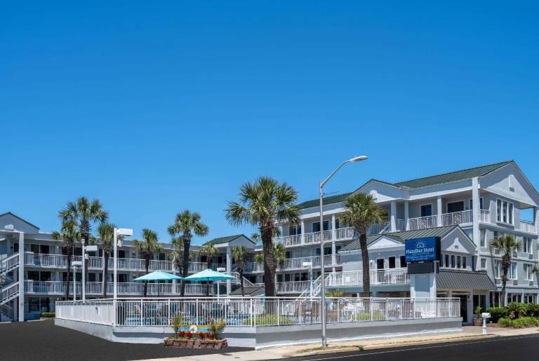 The Sandbar Hotel, Trademark Collection by Wyndham — photo 2