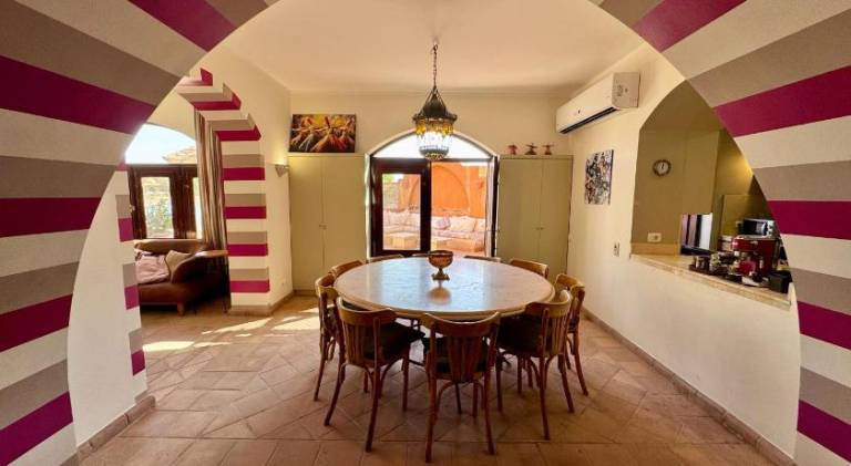 Villa with 4 rooms for 9 persons — photo 5
