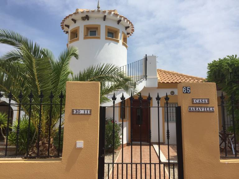 Villa with private pool, garden & fast internet | Mountain view — photo 4