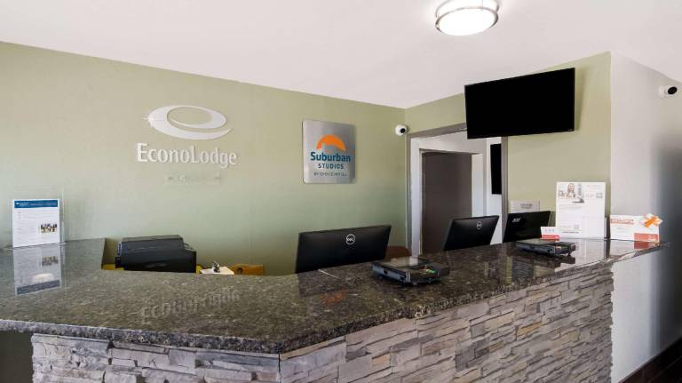 Econo Lodge Portage — photo 3