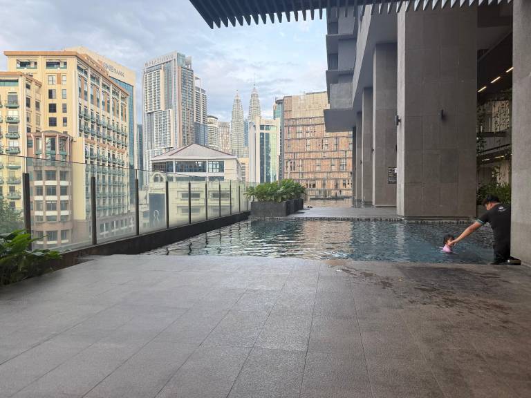 Uniquehome Anggun Residence